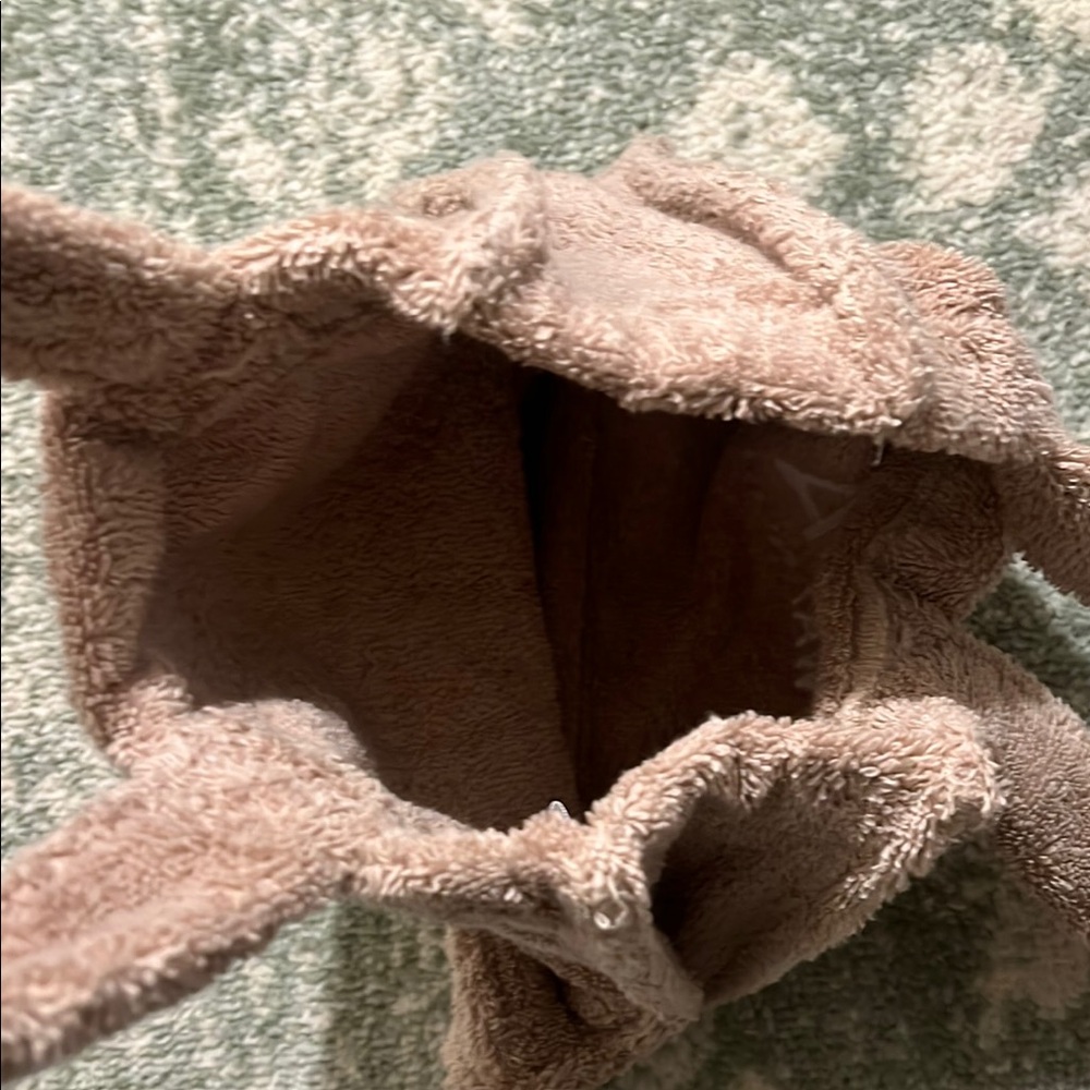 OUAI Plush Tote Bag - Picture 4 of 4